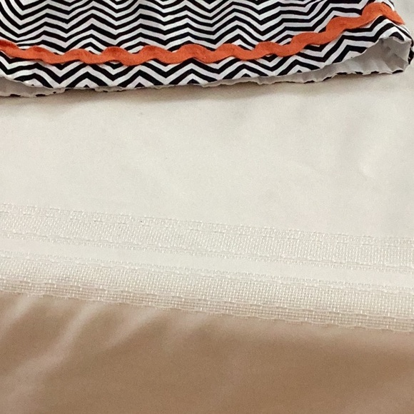 Three Little Monkeys 2 piece set. 24 months - Picture 3 of 5